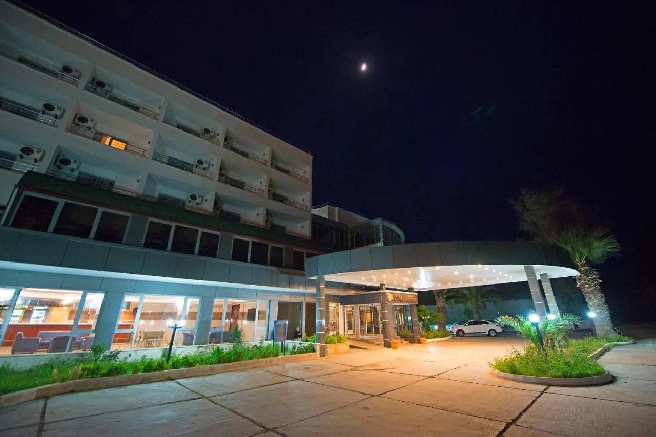 Ayma Beach Resort Kusadasi 4*,