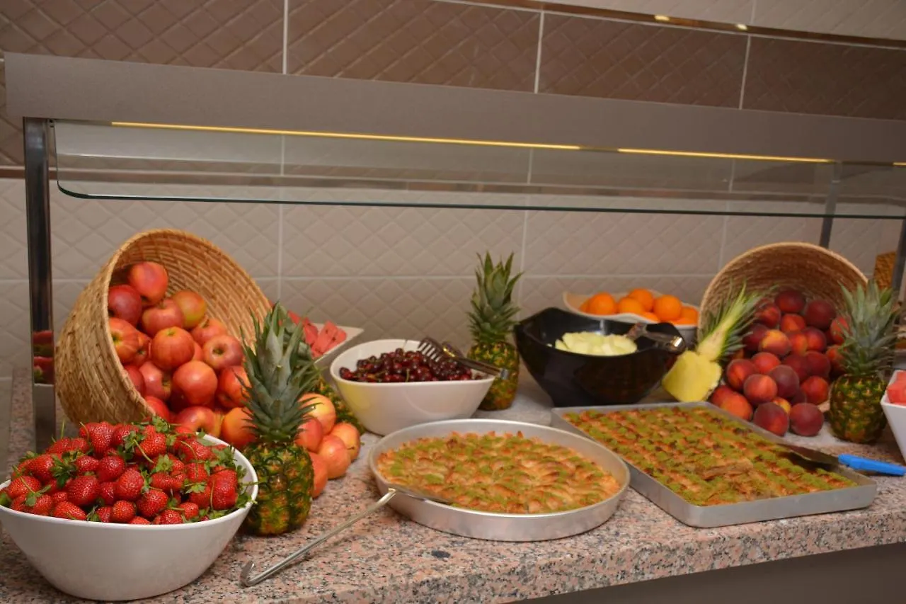 Ayma Beach Resort Kusadasi Hotel